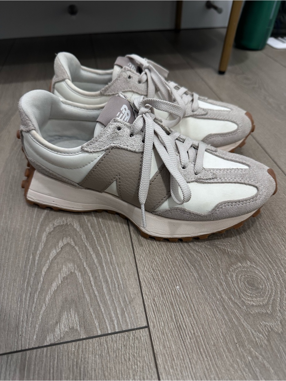 New Balance 327 Women's Beige and White Retro Runner Sneakers